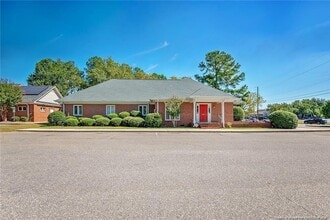 1207 Walter Reed Rd, Fayetteville, NC for lease Building Photo- Image 1 of 1