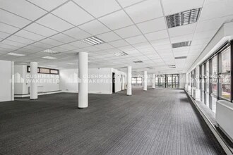 38-42 Rue Galliéni, Asnières-sur-Seine for lease Interior Photo- Image 1 of 8