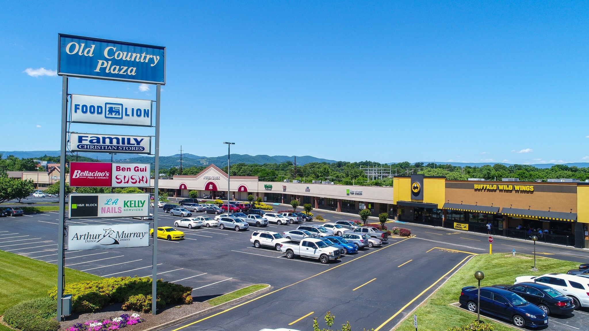 4309-4382 Starkey Rd, Roanoke, VA à louer Photo du bâtiment- Image 1 de 24