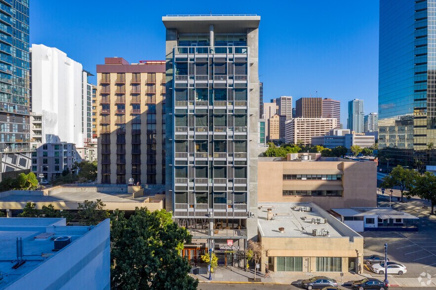 1350 Columbia St, San Diego, CA à vendre - Photo du bâtiment - Image 2 de 14