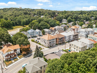 Plus de détails pour 144-145 Railroad St, Manville, RI - Multi-résidentiel à vendre