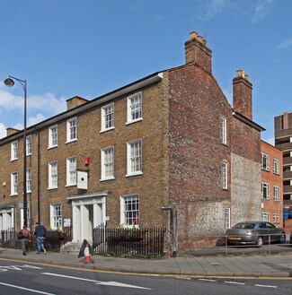 Plus de détails pour 10-11 Easton St, High Wycombe - Bureau à vendre