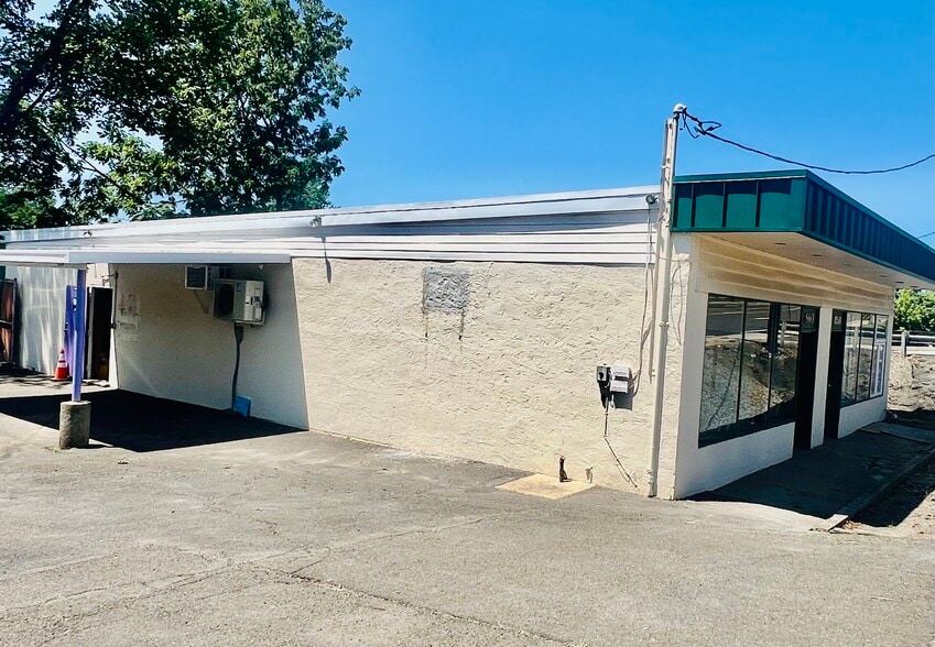 858 Street Rd, Southampton, PA for lease - Building Photo - Image 2 of 5