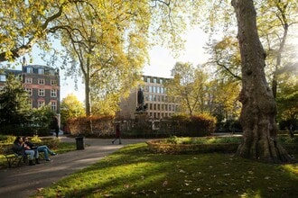 50-51 Russell Sq, Londres à louer Photo du bâtiment- Image 2 de 5
