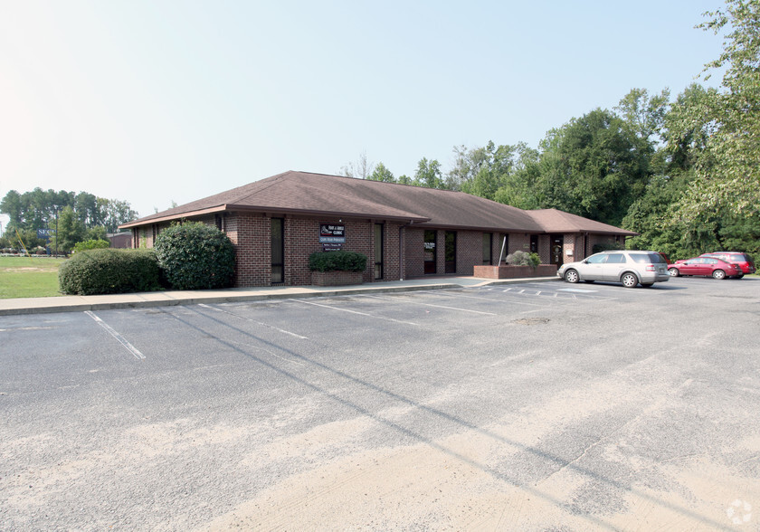 4850 Fayetteville Rd, Lumberton, NC for sale - Primary Photo - Image 1 of 1