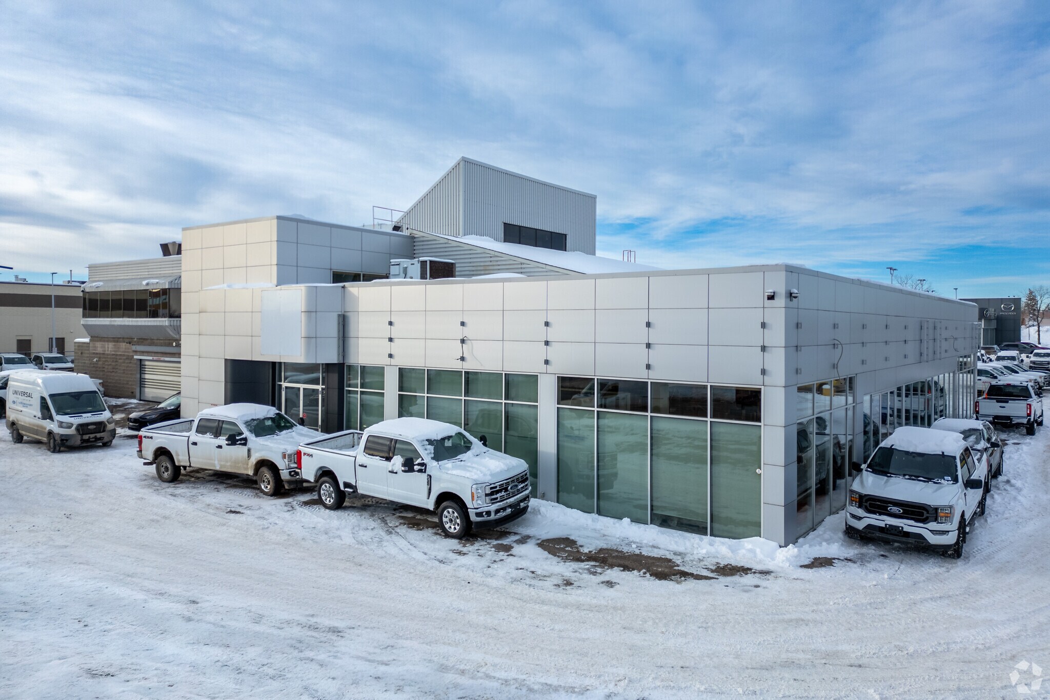 3131 32nd Ave NE, Calgary, AB à vendre Photo principale- Image 1 de 1