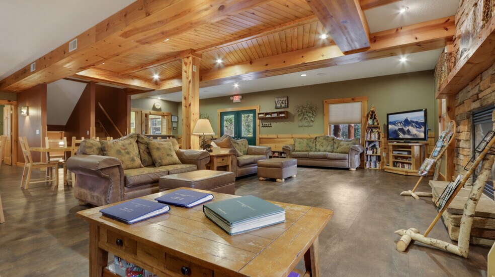 18059 County Highway OO, Chippewa Falls, WI à vendre - Photo du bâtiment - Image 3 de 42