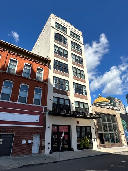 510 Washington St, Buffalo, NY à vendre - Photo du bâtiment - Image 2 de 17