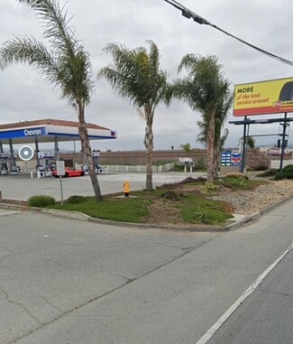 Plus de détails pour 631 San Felipe Rd, Hollister, CA - Commerce de détail à vendre