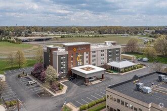 25105 Country Club Blvd, North Olmsted, OH - Aerial map view
