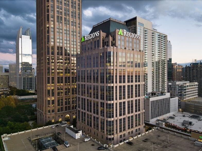 1180 W Peachtree St NW, Atlanta, GA for lease - Building Photo - Image 1 of 41