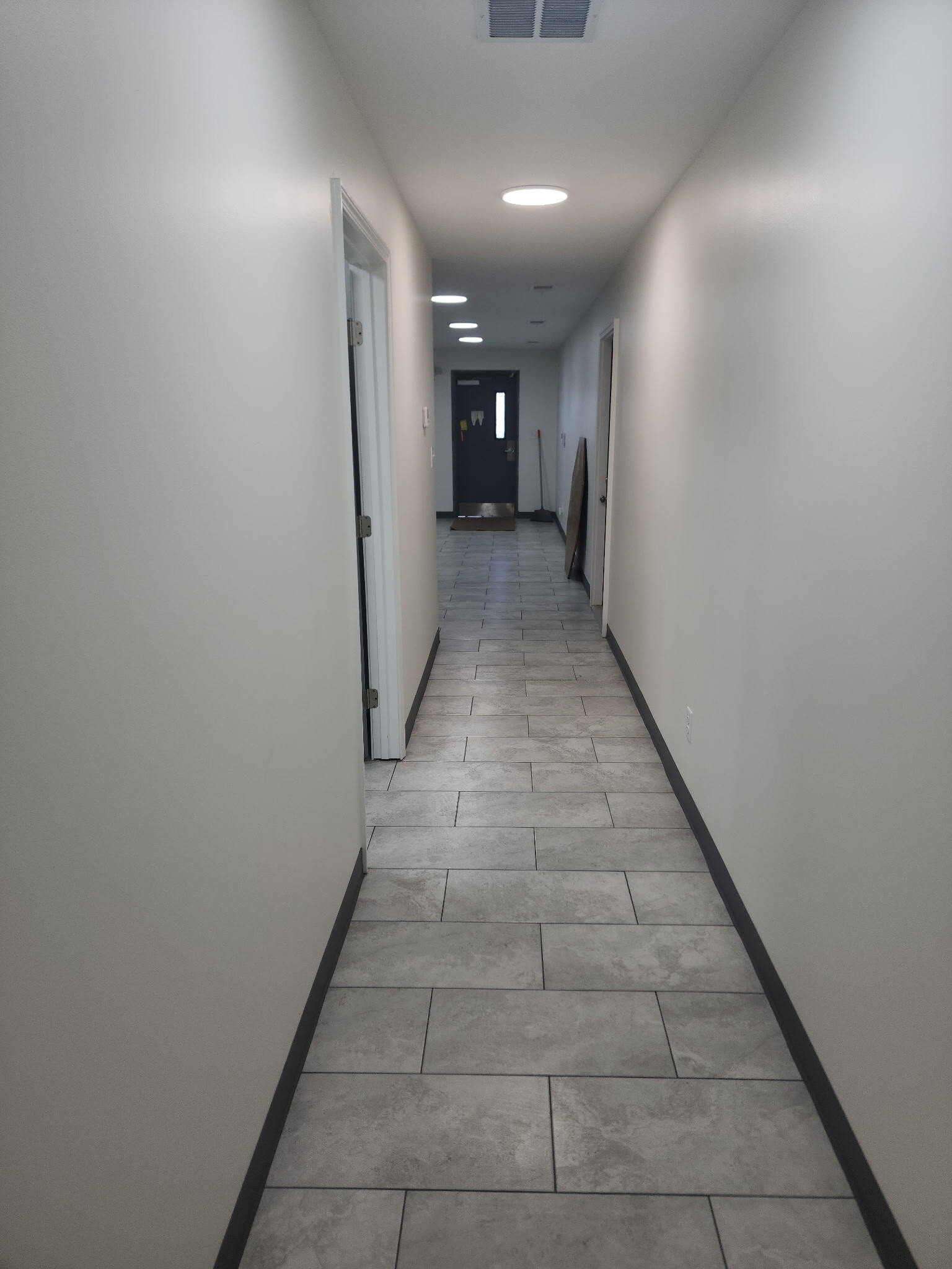 1882-1888 Chelsea Ave, Memphis, TN à louer Photo intérieure- Image 1 de 10