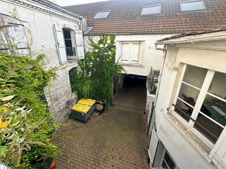 Bureau dans Clichy à vendre - Photo du bâtiment - Image 2 de 13