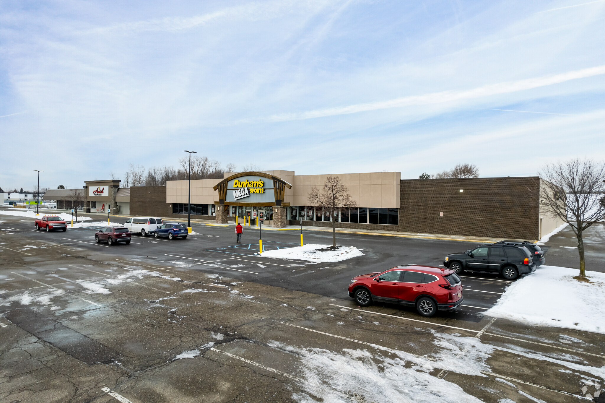 11950-11970 Hall Rd, Sterling Heights, MI for sale Primary Photo- Image 1 of 1