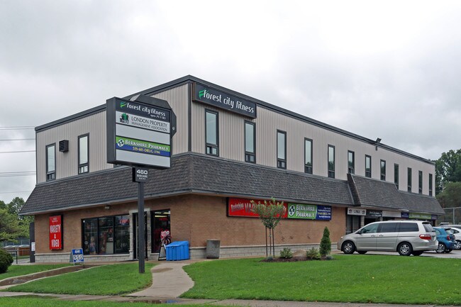 Plus de détails pour 460 Berkshire Dr, London, ON - Commerce de détail à louer