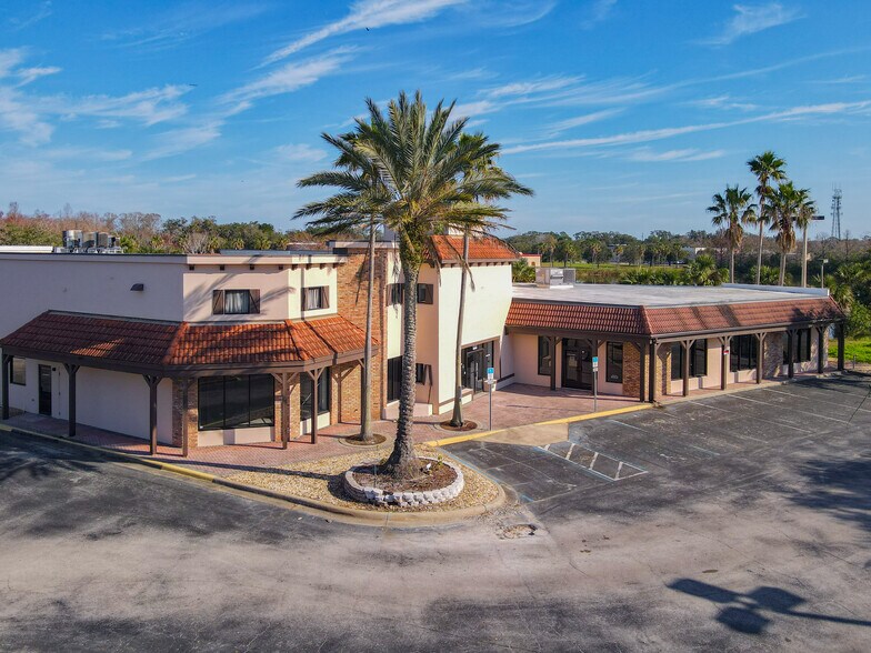 1899 State Road 44 W, New Smyrna Beach, FL à vendre - Photo du bâtiment - Image 2 de 55