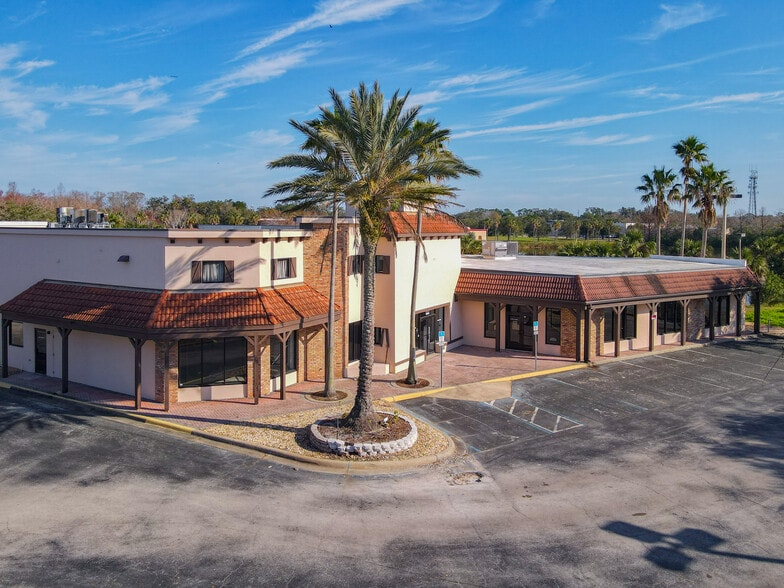 1899 State Road 44 W, New Smyrna Beach, FL à vendre - Photo du bâtiment - Image 2 de 55