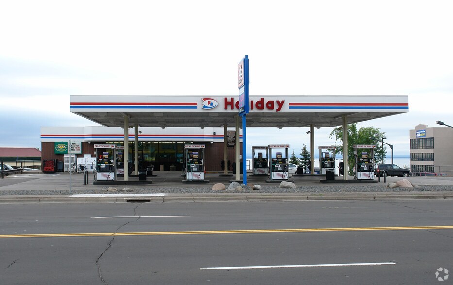 2432 London Rd, Duluth, MN à vendre - Photo du bâtiment - Image 2 de 2