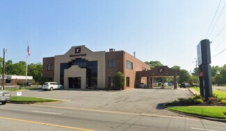 Plus de détails pour 800 N Arkansas Ave, Russellville, AR - Bureau à louer