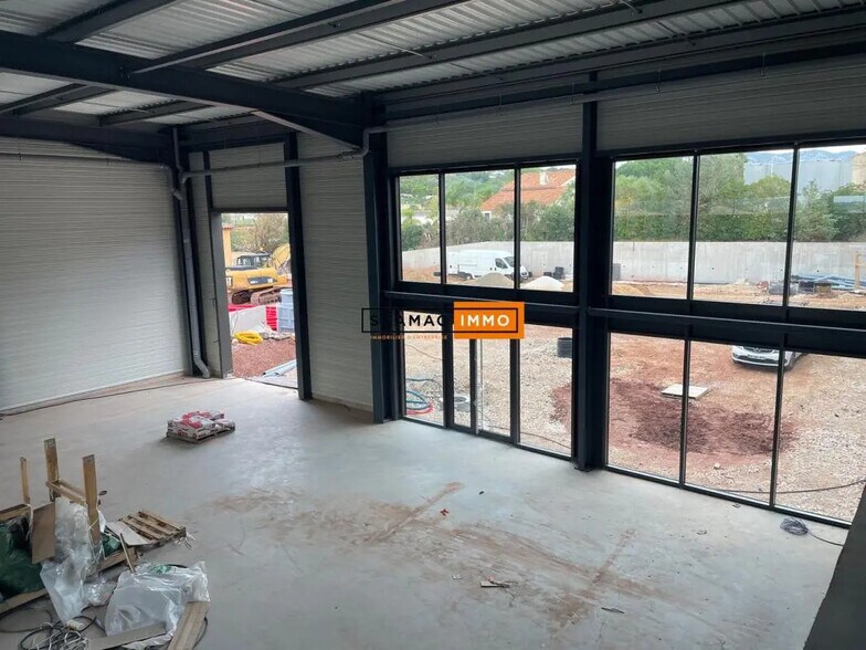 Industriel dans Ollioules à louer - Photo intérieure - Image 1 de 4