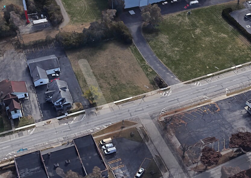 518 E Dixie Dr, Dayton, OH for sale - Building Photo - Image 2 of 3