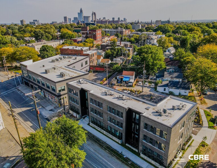 4329 Lorain Ave, Cleveland, OH à louer - Photo du bâtiment - Image 3 de 5