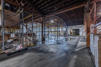 3354 N 35th St, Milwaukee, WI à vendre Photo intérieure- Image 2 de 5