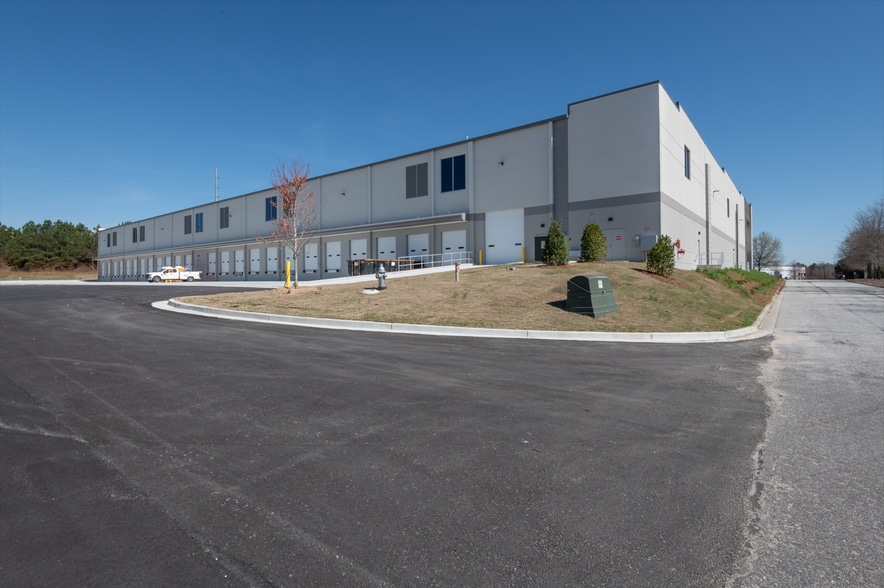 2223 Thornton Rd, Douglasville, GA for lease - Building Photo - Image 3 of 5