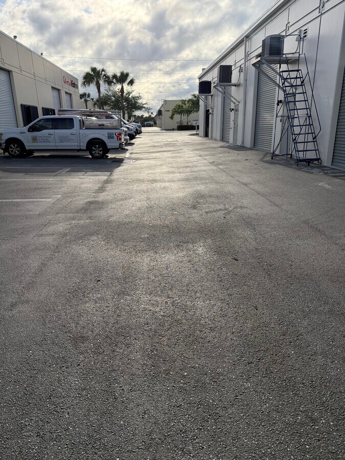 17000 Alico Commerce Ct, Fort Myers, FL 33967 - Unit 505 - - Interior Photo - Image 2 of 17