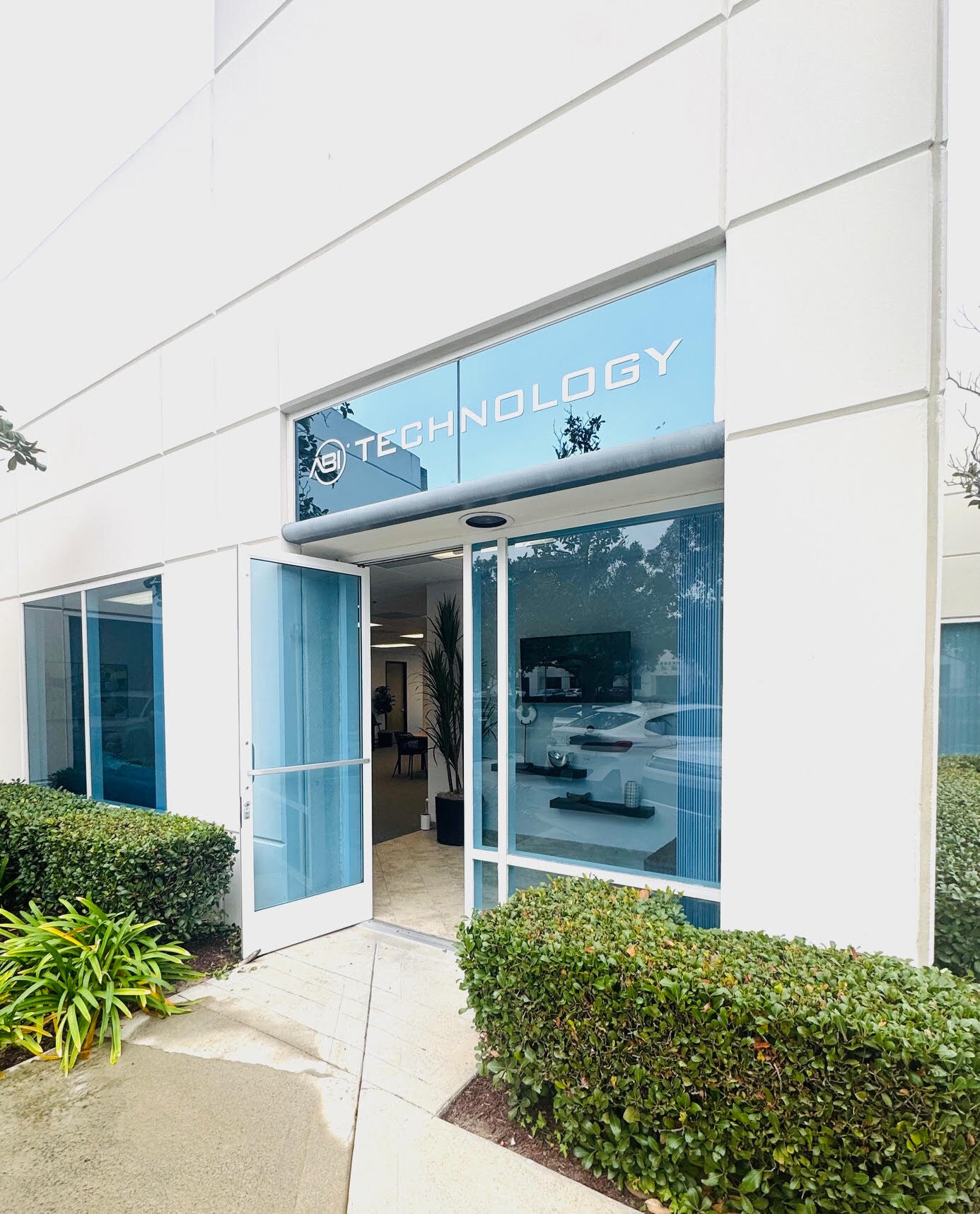 23 Mauchly, Irvine, CA for lease Interior Photo- Image 1 of 9