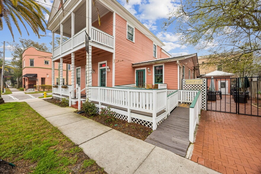 218 Ash St, Fernandina Beach, FL for sale - Building Photo - Image 2 of 93
