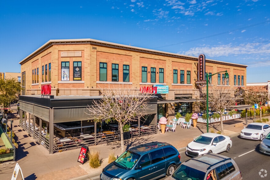 344 N Gilbert Rd, Gilbert, AZ for lease - Primary Photo - Image 1 of 6