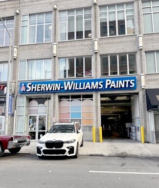 Plus de détails pour 617 W 46th St, New York, NY - Commerce de détail à louer