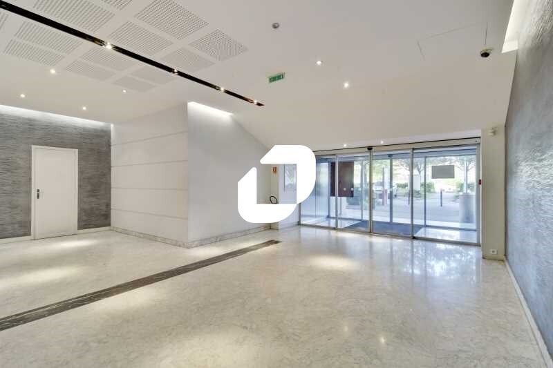 Bureau dans Asnières-sur-Seine à louer - Hall d’entrée - Image 3 de 23