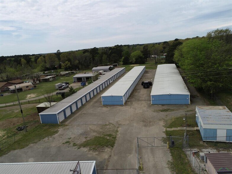 1609 N Main St, Gladewater, TX à vendre - Photo du bâtiment - Image 3 de 17