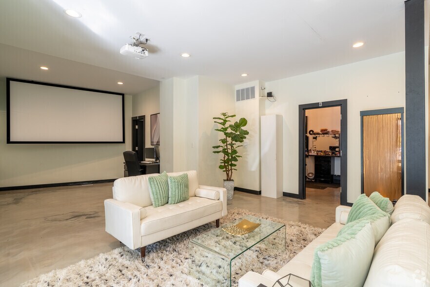 7185 Manchester Rd, Maplewood, MO à louer - Photo intérieure - Image 3 de 19