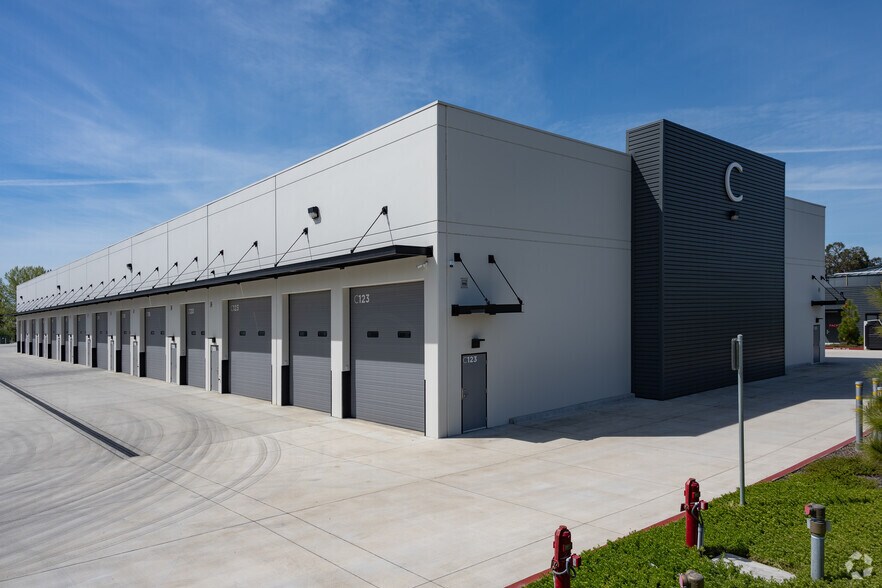 1055 Soscol Ferry Rd, Napa, CA à vendre - Photo du bâtiment - Image 3 de 22