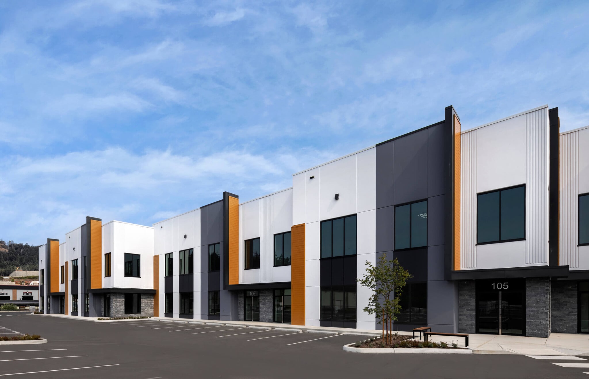 3372 Luxton Rd, Langford, BC for lease Building Photo- Image 1 of 4