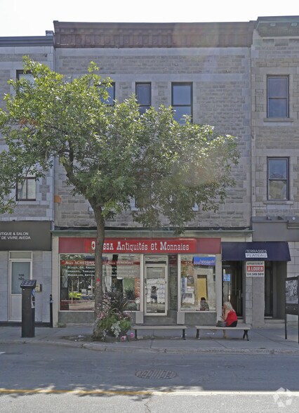 1100-1108 Av du Mont-Royal E, Montréal, QC à louer - Photo du bâtiment - Image 2 de 4