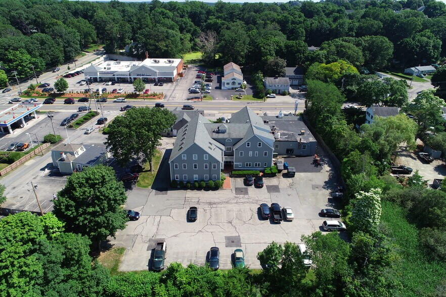 185 Lincoln St, Hingham, MA à louer - Photo du bâtiment - Image 3 de 6
