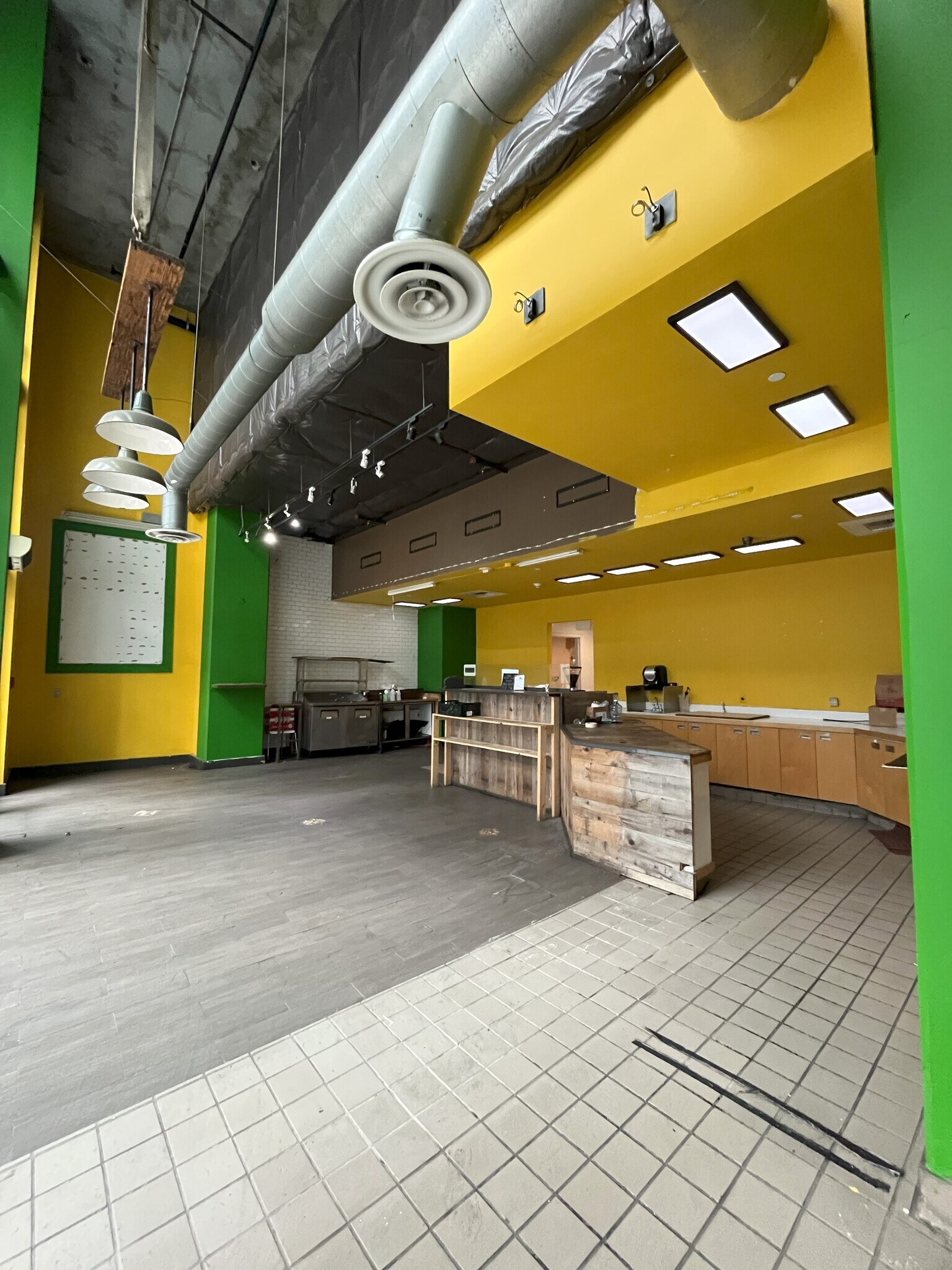 1100 S Hope St, Los Angeles, CA à louer Photo intérieure- Image 1 de 6