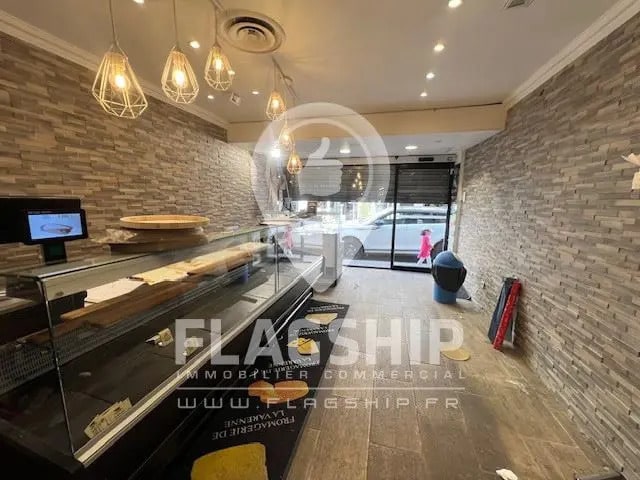 Retail in SAINT-HILAIRE for lease Building Photo- Image 1 of 9