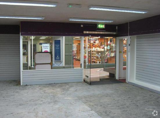 Market Pl, Newark à louer - Photo du bâtiment - Image 3 de 8