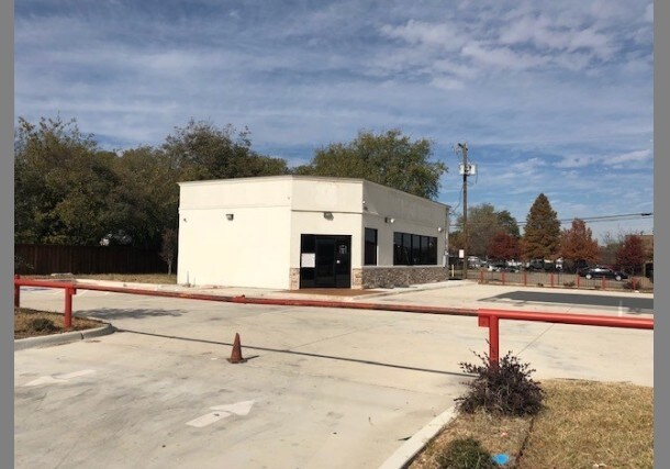 4012 South Fwy, Fort Worth, TX à vendre - Photo du bâtiment - Image 2 de 4