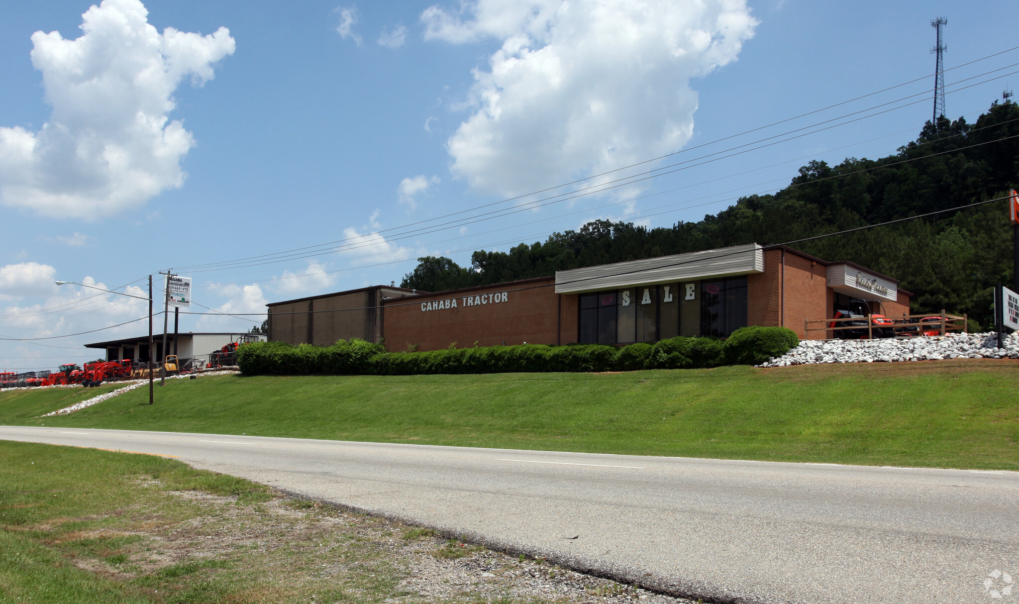 2411 Pelham Pky, Pelham, AL for sale Primary Photo- Image 1 of 1