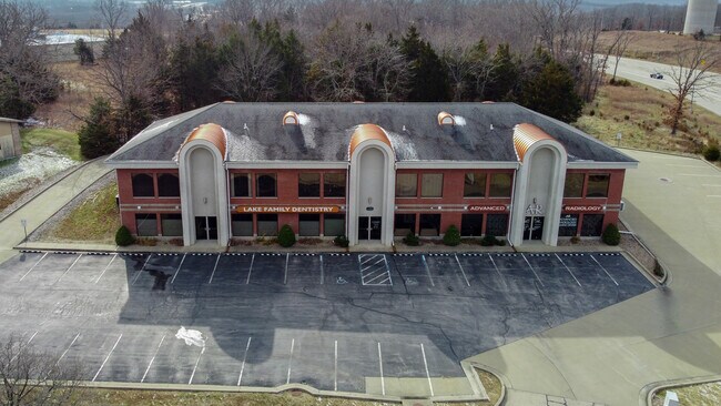 Plus de détails pour 1037 Palisades Blvd, Osage Beach, MO - Bureau à vendre