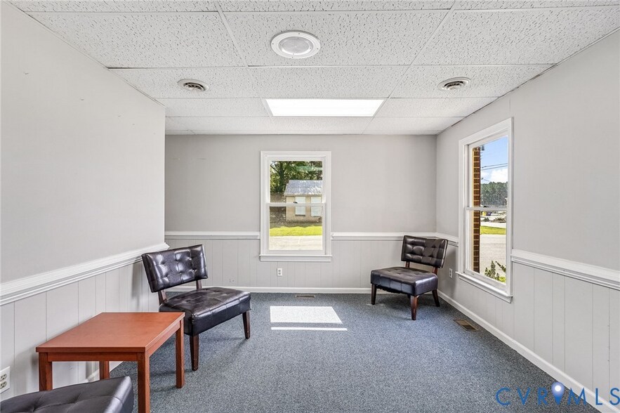 10806 Rives Ave, Mc Kenney, VA à vendre - Photo intérieure - Image 3 de 25