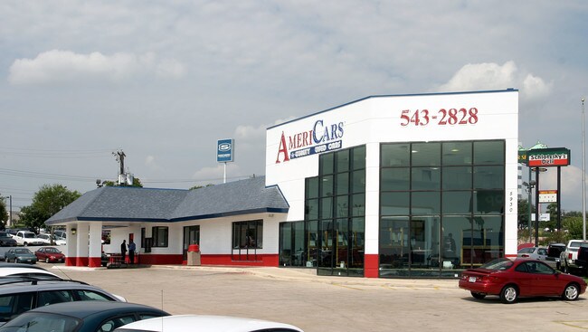 Plus de détails pour 5930 Bandera Rd, San Antonio, TX - Commerce de détail à vendre
