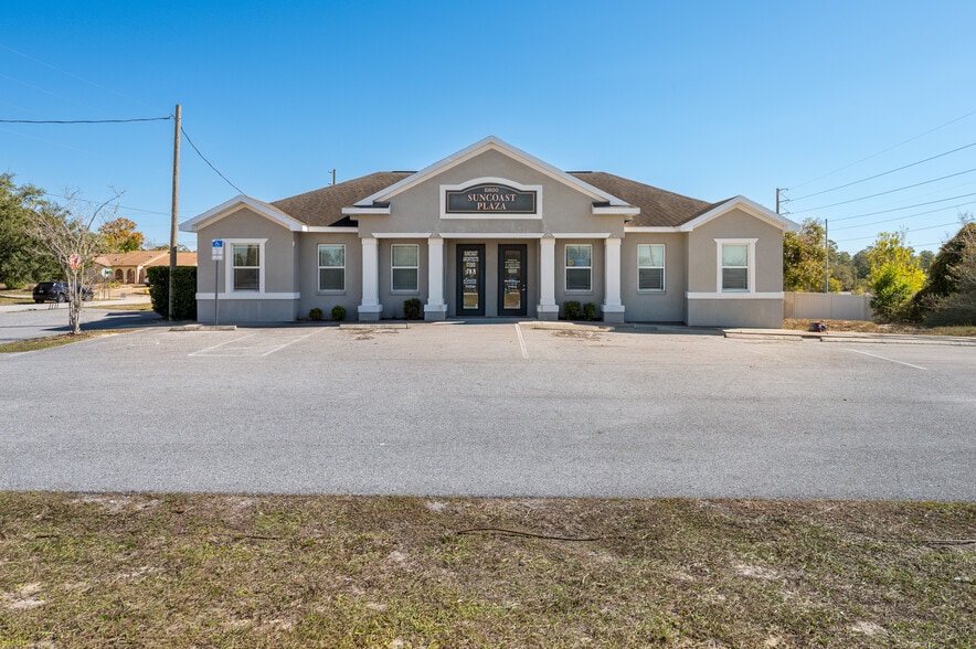 6800-6810 Mariner Blvd, Spring Hill, FL for sale - Building Photo - Image 1 of 29