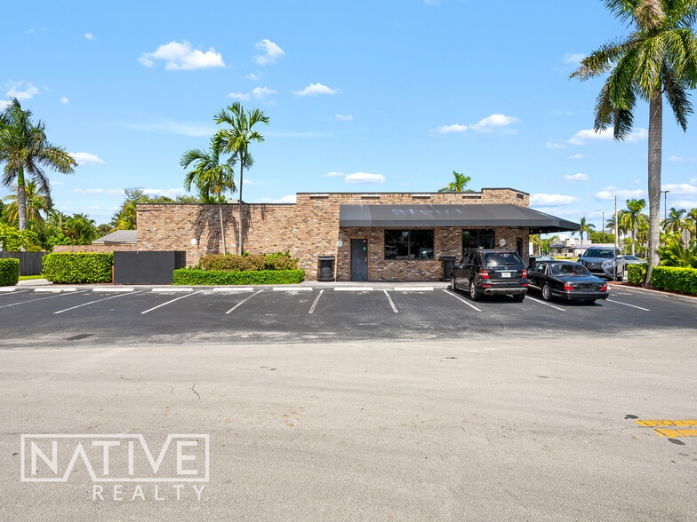 Prime Two-Parcel Opportunity portfolio of 2 properties for sale on LoopNet.ca - Building Photo - Image 3 of 52